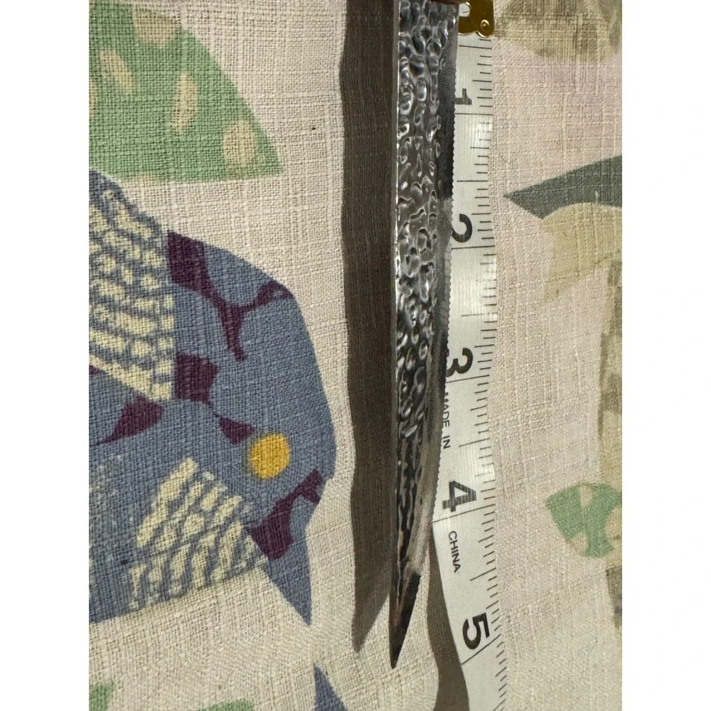 Hammered Stainless Steel Steak Knife Serrated Blade Wood Handle Full Tang 8.75in